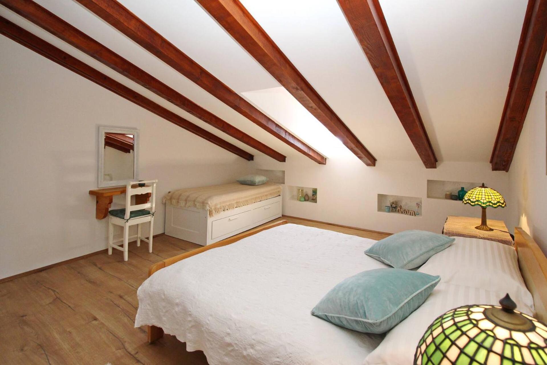 Apartment Fantov Old Town Residence บัชกา ภายนอก รูปภาพ