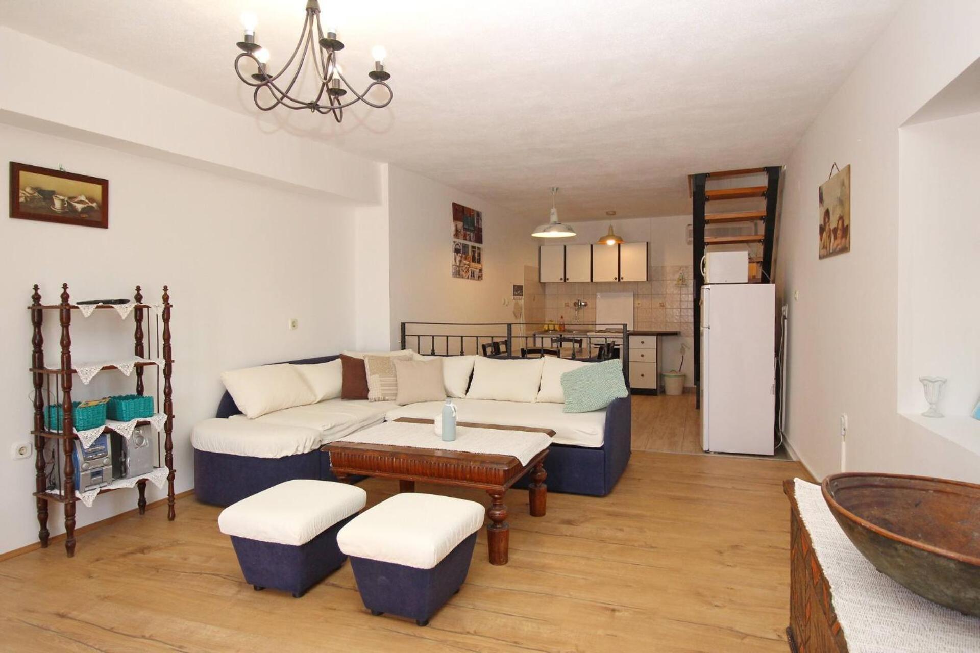 Apartment Fantov Old Town Residence บัชกา ภายนอก รูปภาพ